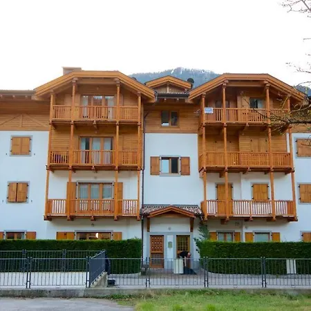 Lovely Apt In Val Rendena 6 Apartment *